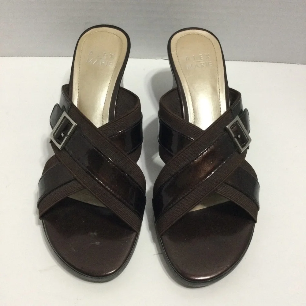 Alex Marie Emerge Women’s Brown crossover on top 3 in wedge heel Size 8 New‎